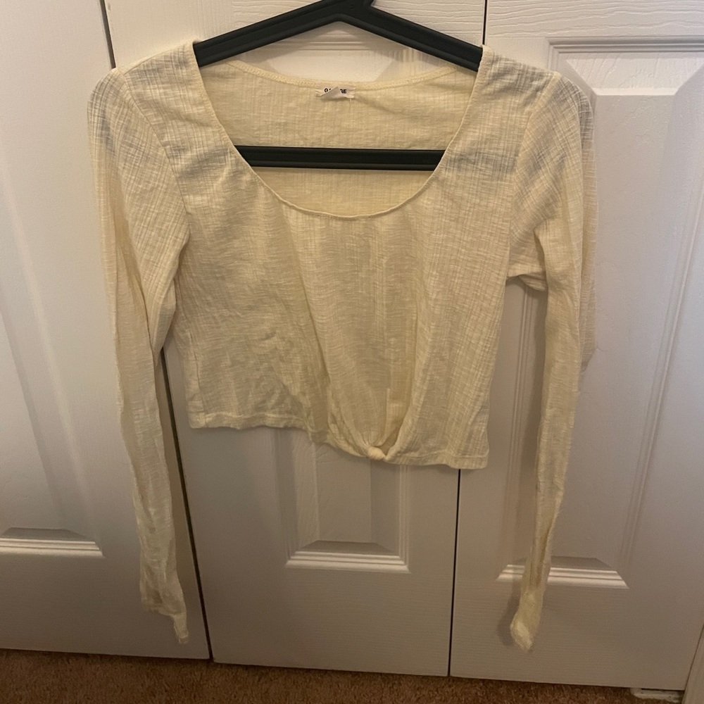 Garage long sleeve crop top